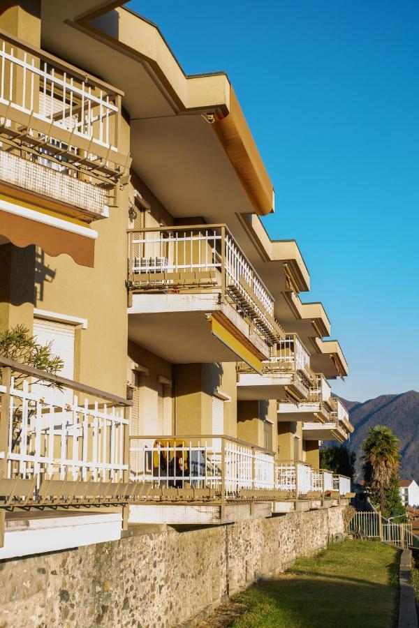 Casa Vacanze Heidi Vista Lago Verbania Eksteriør billede