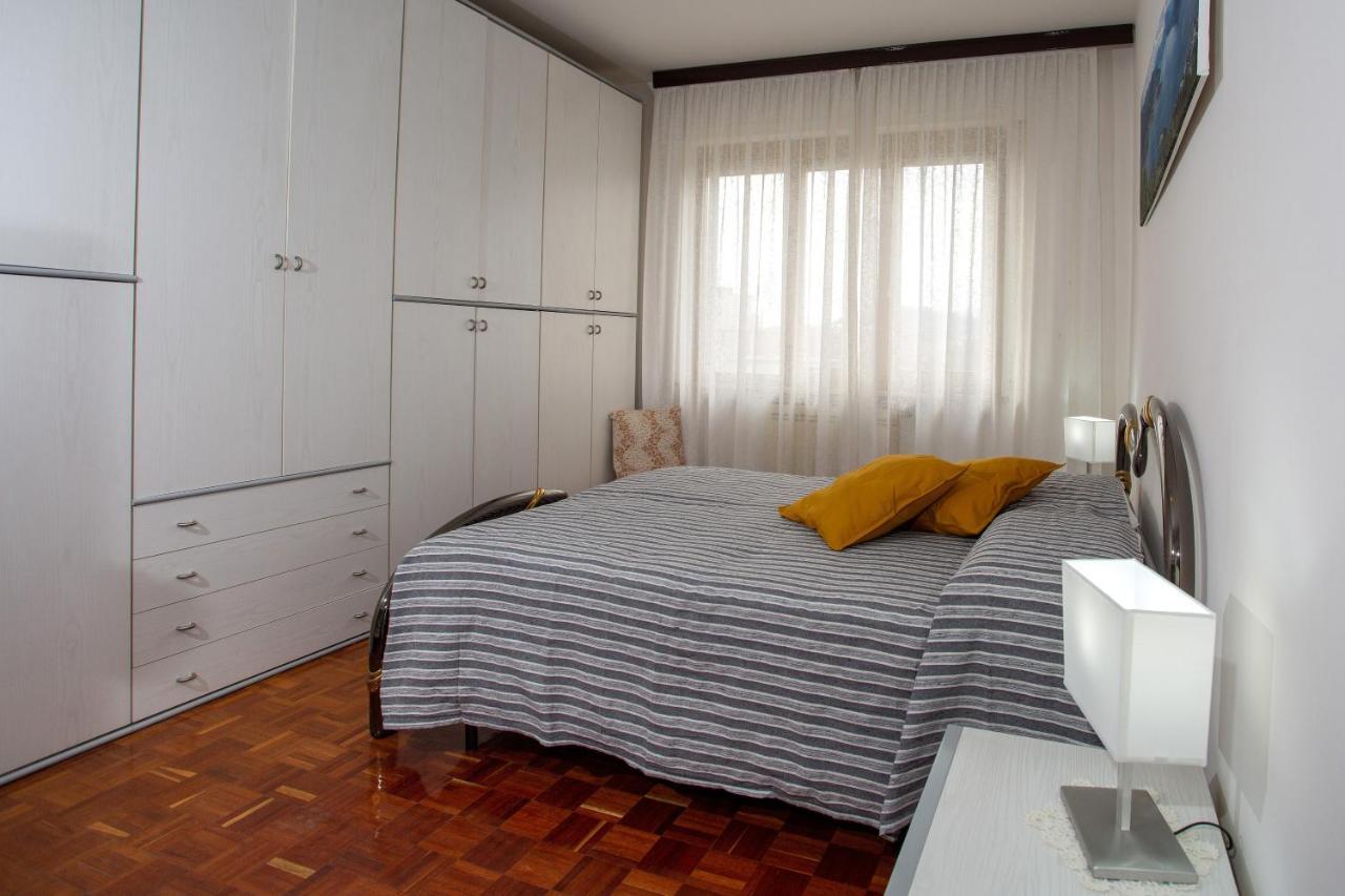 Casa Vacanze Heidi Vista Lago Verbania Eksteriør billede