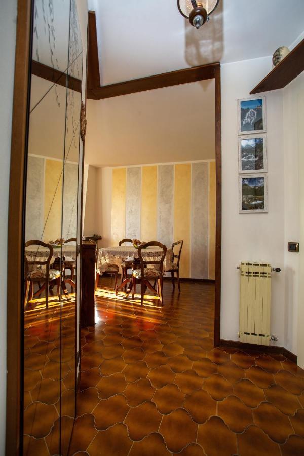 Casa Vacanze Heidi Vista Lago Verbania Eksteriør billede